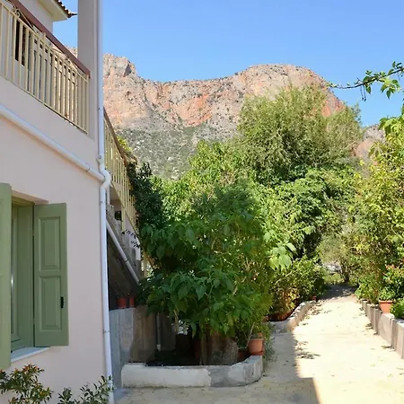 Vanna's * Leonídion